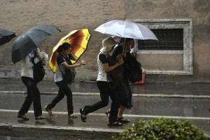 Maltempo, pioggia e vento a Roma
