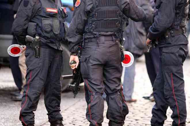 Falsi invalidi a Napoli, arresti e sequestro beni per 1,3 milioni di euro