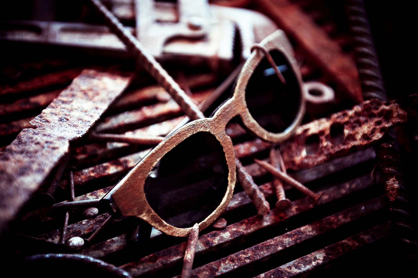  Nasce Rust, acetato arrugginito, per la collezione Tom Rebl Eyewear