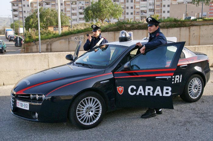  Controlli dei carabinieri a Castello di Cisterna: 17 denunciati