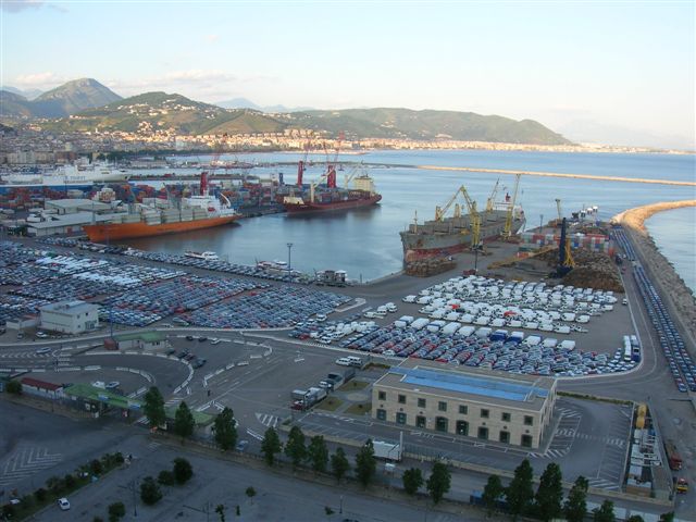  Salerno, a Ferragosto è boom di crocieristi: in arrivo tre giganti del mare