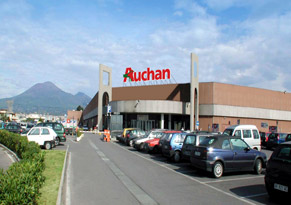  Pompei: 2 coppie sorprese a rubare nel Centro commerciale Auchan: 4 arresti