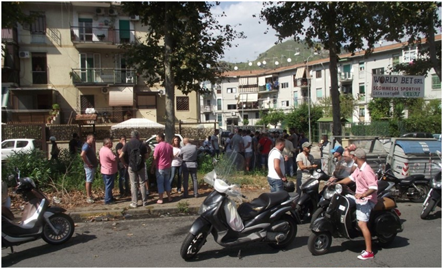  Davide, ucciso a 17 anni. La città  sotto shock: indagato carabiniere – VIDEO