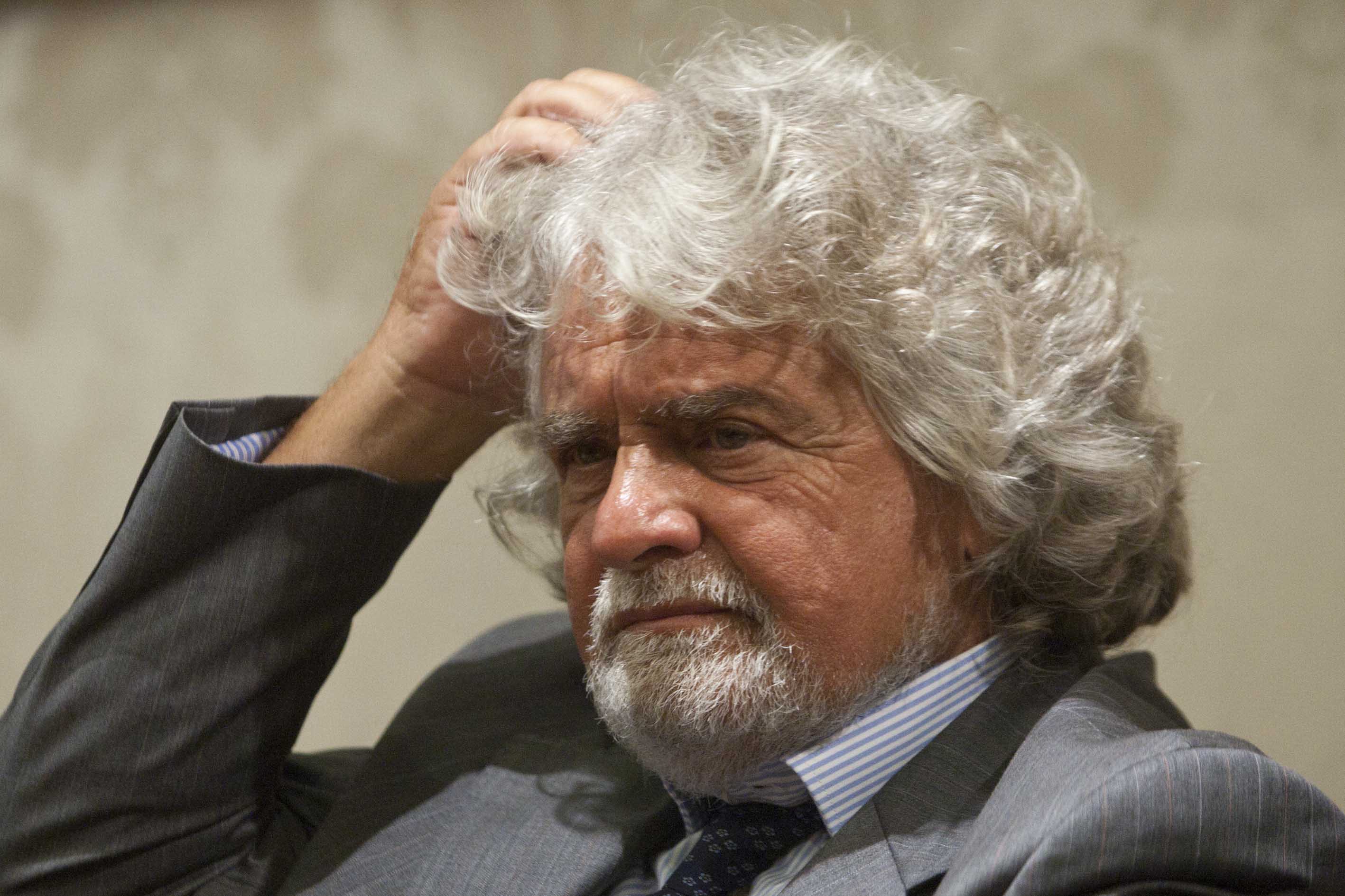  “Osare più Europa”, Beppe Grillo e i referendum popolari