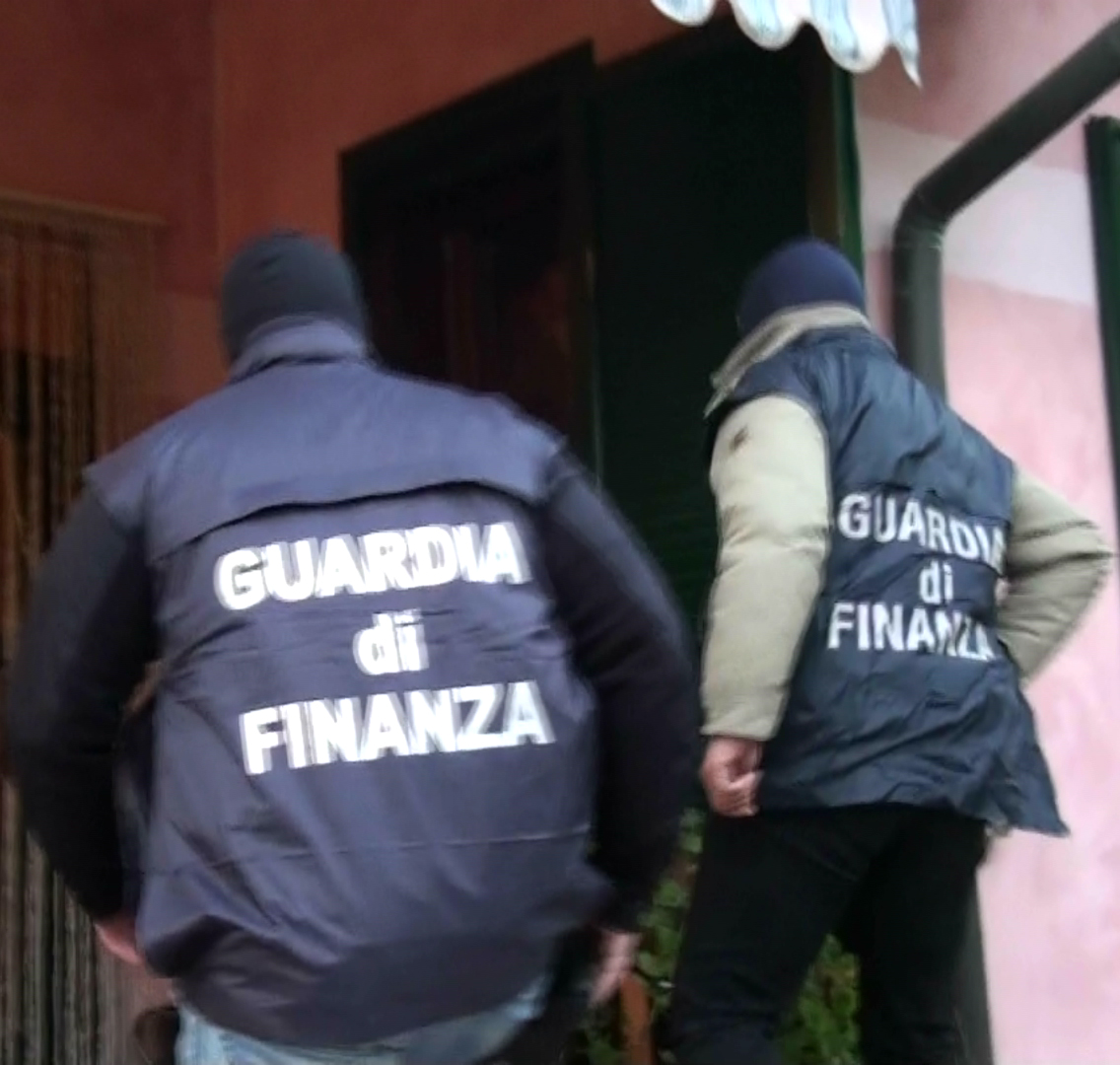  Catania, sequestro di beni per 4 mln di euro ad affiliato alla cosca dei Cappello
