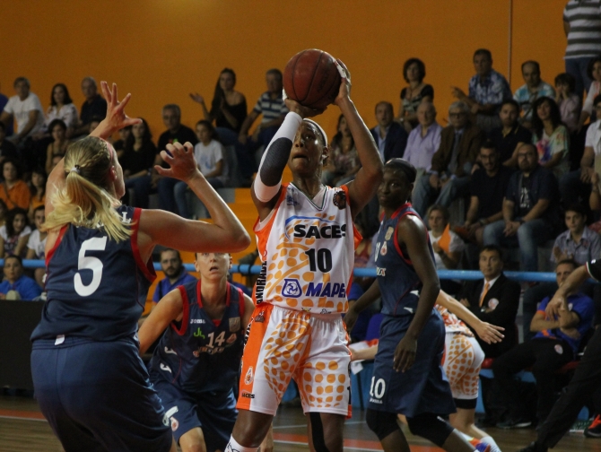  Basket, A1 Femminile: Cagliari espugna il PalaVesuvio. Saces Napoli primo ko