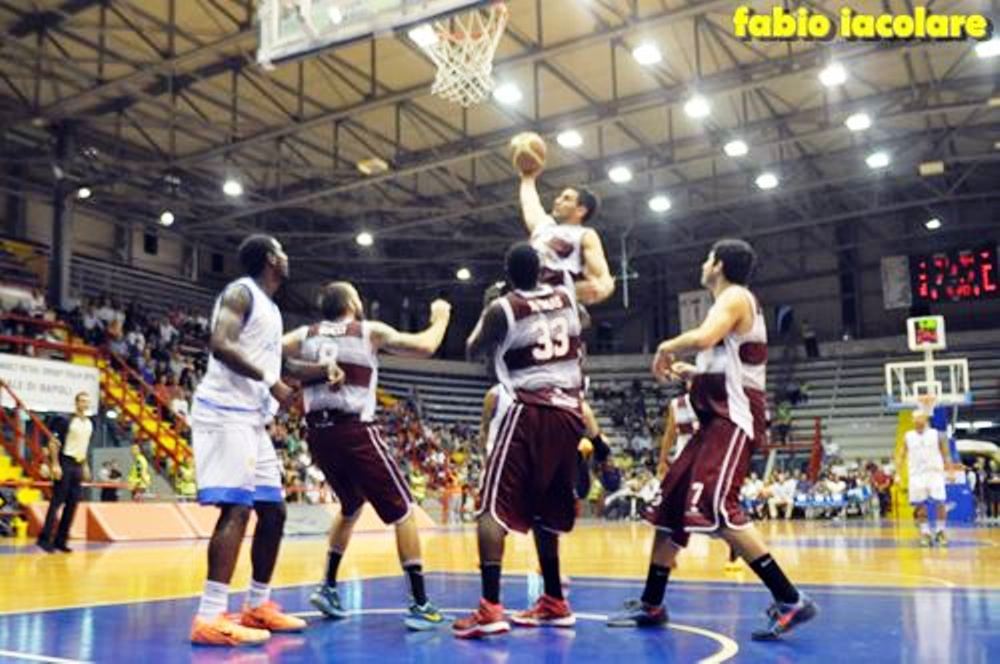  Debutto amaro per la Givova Napoli Basket battuta dalla FMC Ferentino – FOTO