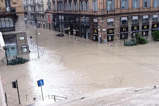  Genova, allarme sciacalli dopo l’alluvione: 14 arresti in pochi giorni