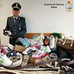  Udine, sequestrati oltre 200 capi d’abbigliamento con marchio contraffatto