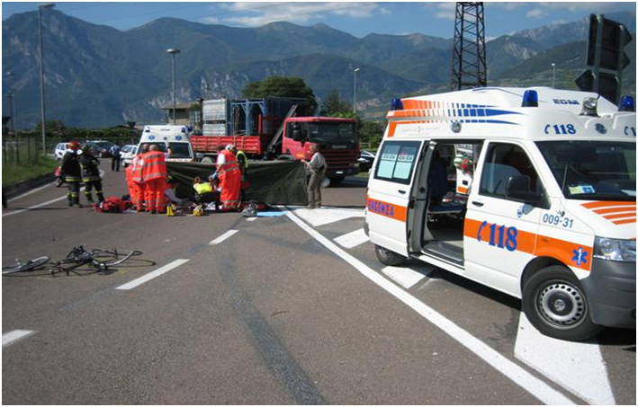  Incidenti stradali: carro perde carico, 2 morti in Irpinia