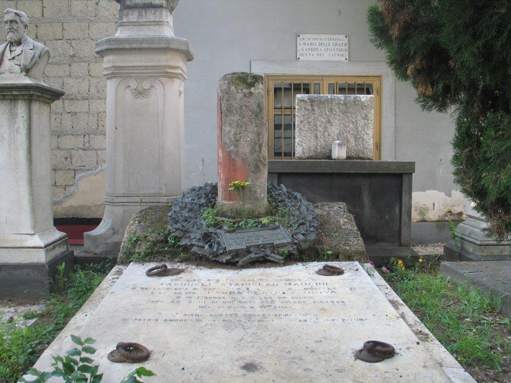  Napoli: pulizie cimitero degli artisti, luogo di memoria abbandonato al degrado