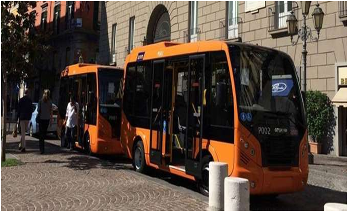  Minibus a Napoli: tre nuove linee da piazza del Gesù alla Sanità
