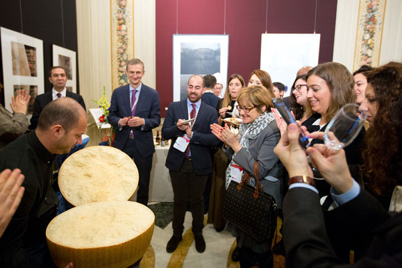  Prove generali di Expo 2015 per Parmigiano Reggiano e Prosciutto di Parma