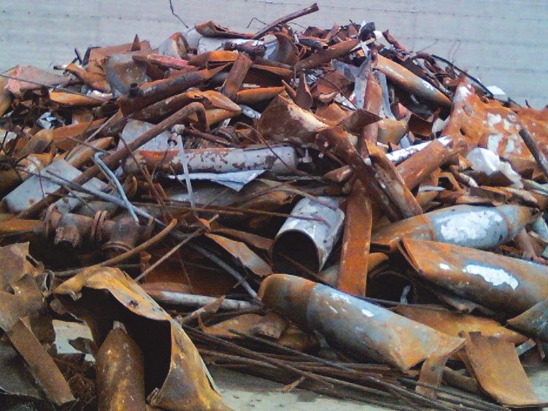  Terra dei Fuochi: 9 arresti e due aziende sequestrate per traffico illegale di rifiuti