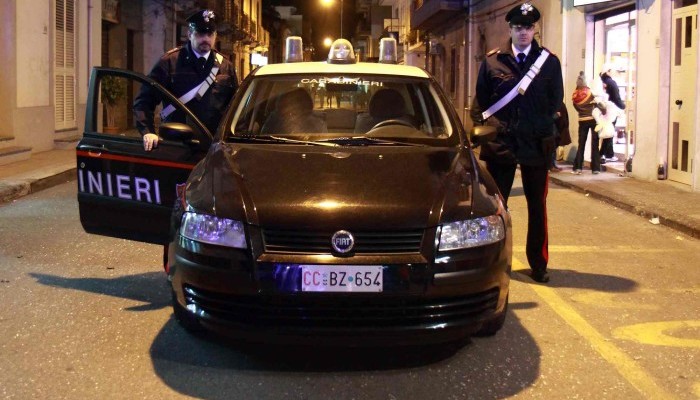  Casoria, fermati in auto banda di 4 ladri dopo aver tentato due furti in provincia di Caserta