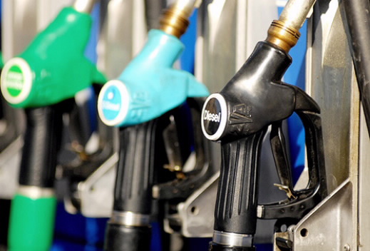  Carburanti, Adiconsum: “Prezzi in risalita: no soliti giochetti”