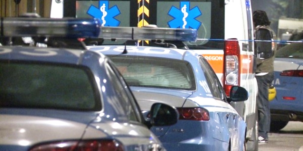  Napoli, aggredisce la fidanzata e minaccia poliziotti, arrestato 36enne in Piazza Matteotti