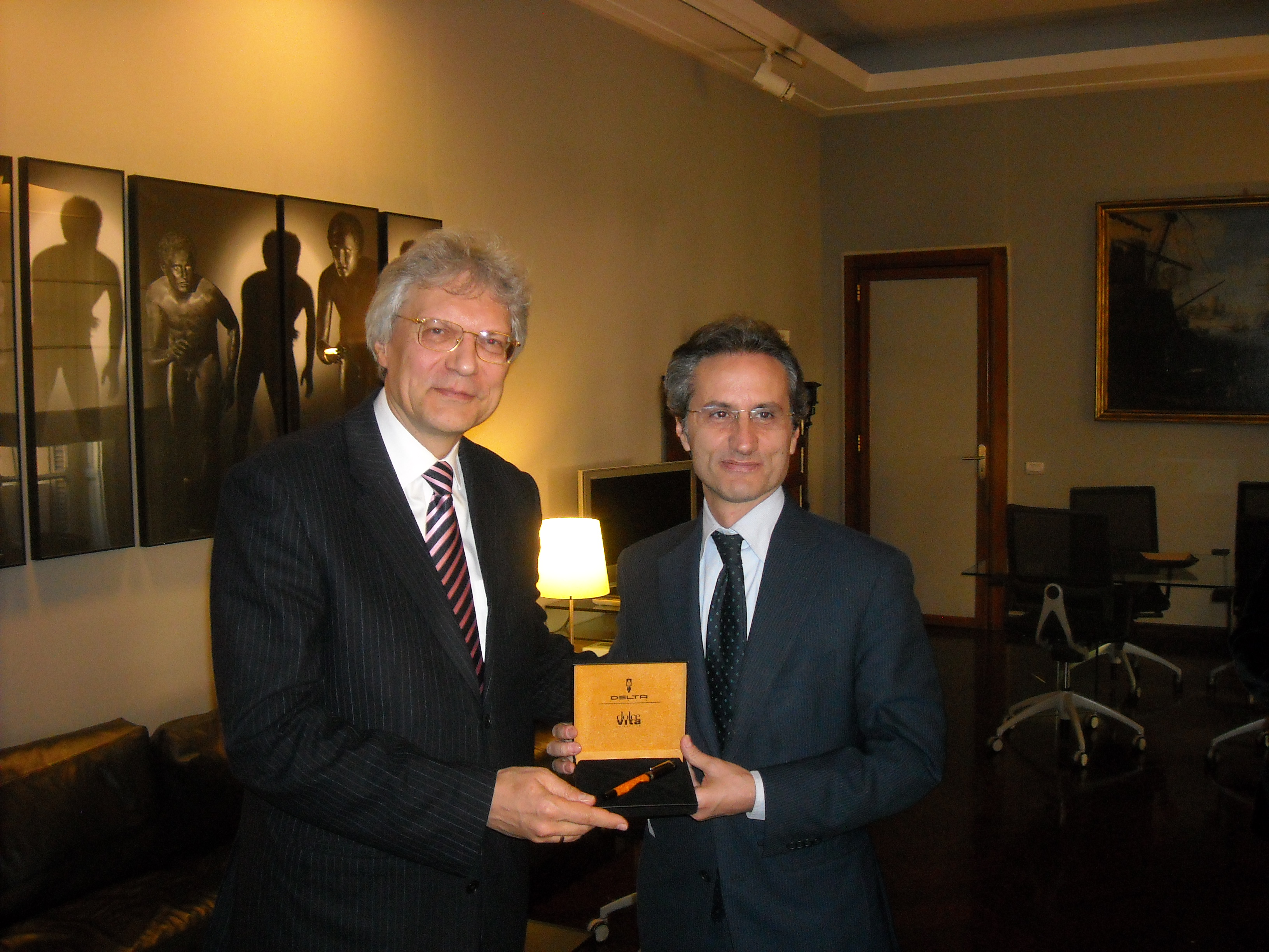  Campania, il presidente Caldoro incontra l’ambasciatore russo Razov