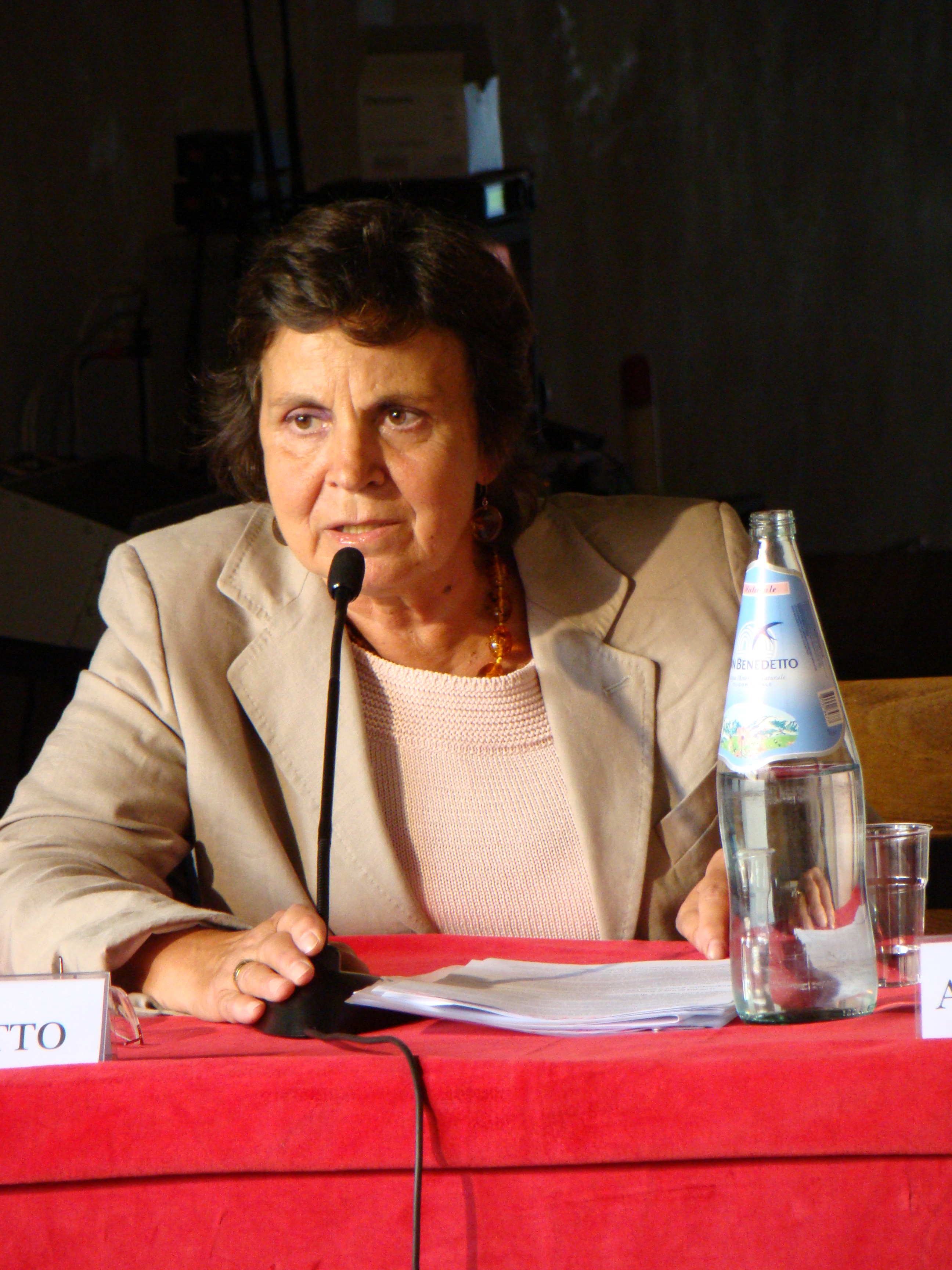  Vera Valitutto nuova direttrice della Biblioteca Nazionale “Vittorio Emanuele III” di Napoli