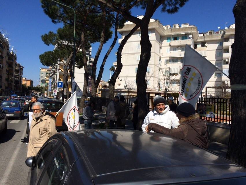  San Giorgio a Cremano, sit-in del M5S per salvare il parco di via Aldo Moro