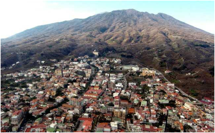  Zona rossa del Vesuvio: riunione protezione civile, Regione, e sindacati