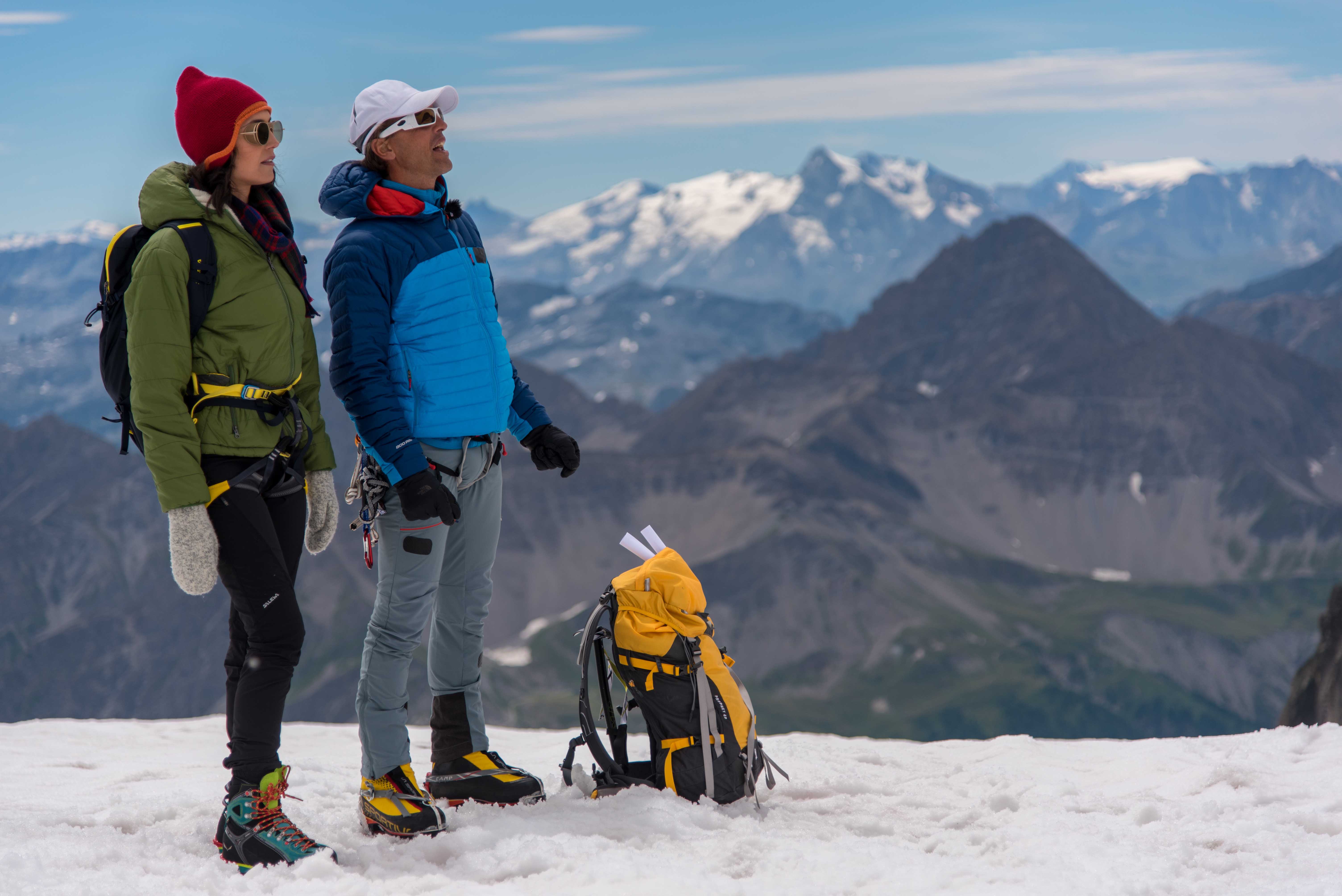  “Monte Bianco – Sfida Verticale”, il primo celebrity adventure show ad alta quota stasera la prima su Rai2