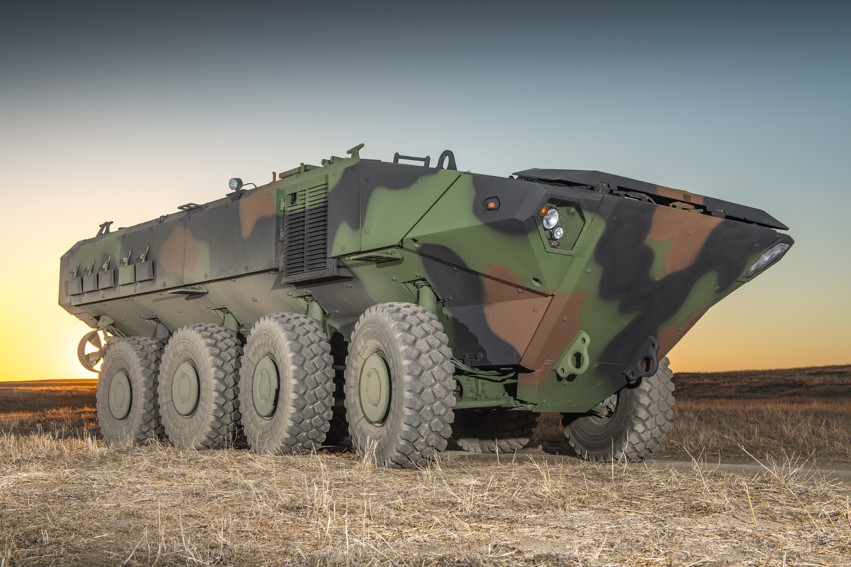  Iveco Defence Vehicles il veicolo anfibio per i Marines degli Stati Uniti a BAE Systems