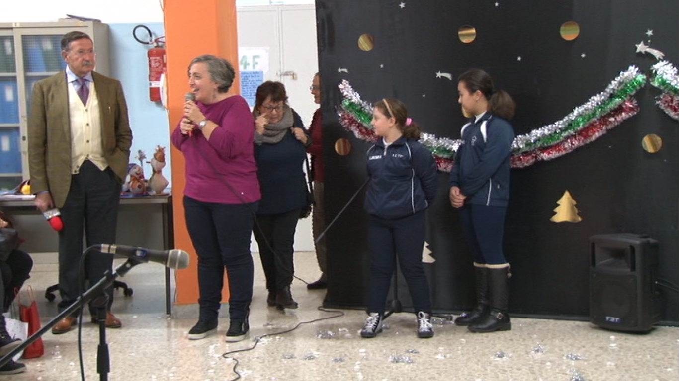  Pianura, il Natale della scuola primaria dell’Istituto Comprensivo Palasciano  – VIDEO