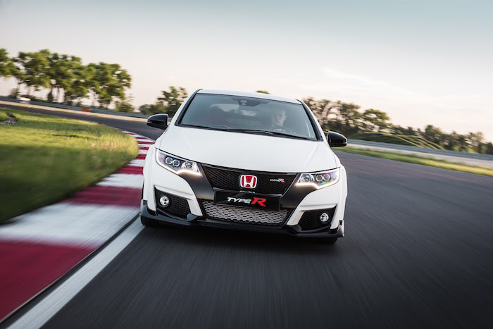  Honda Civic Type R tra le cinque finaliste per il titolo World Performance Car of the Year 2016
