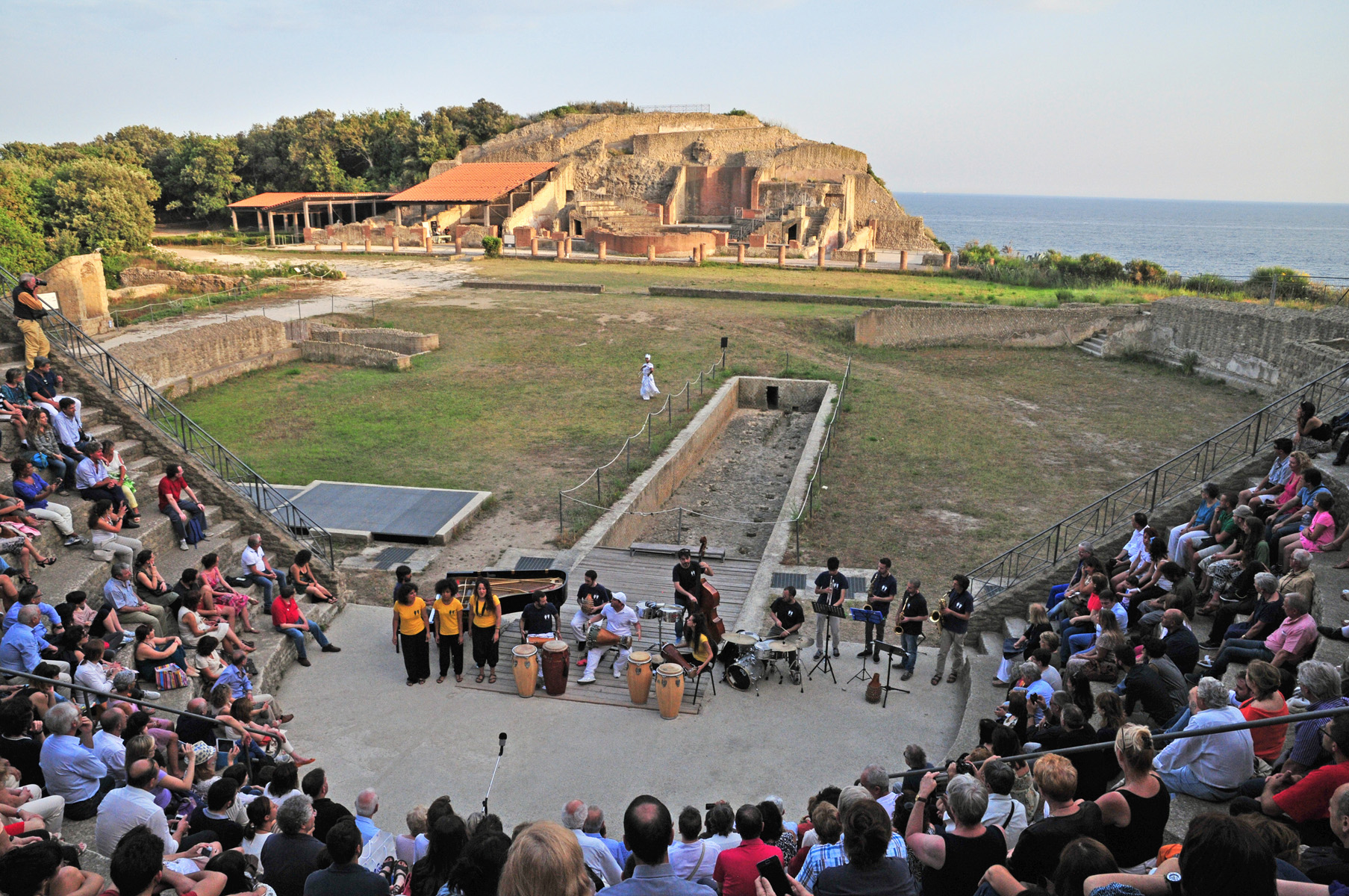  Cala il sipario sul teatro del Parco Archeologico del Pausilypon: due spettacoli nel weekend