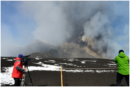  L’Etna e il nuovo cratere di Sud-Est