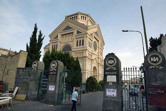  Cimitero di Poggioreale, Moretto (Prima Napoli): “Disordini e parcheggiatori abusivi”