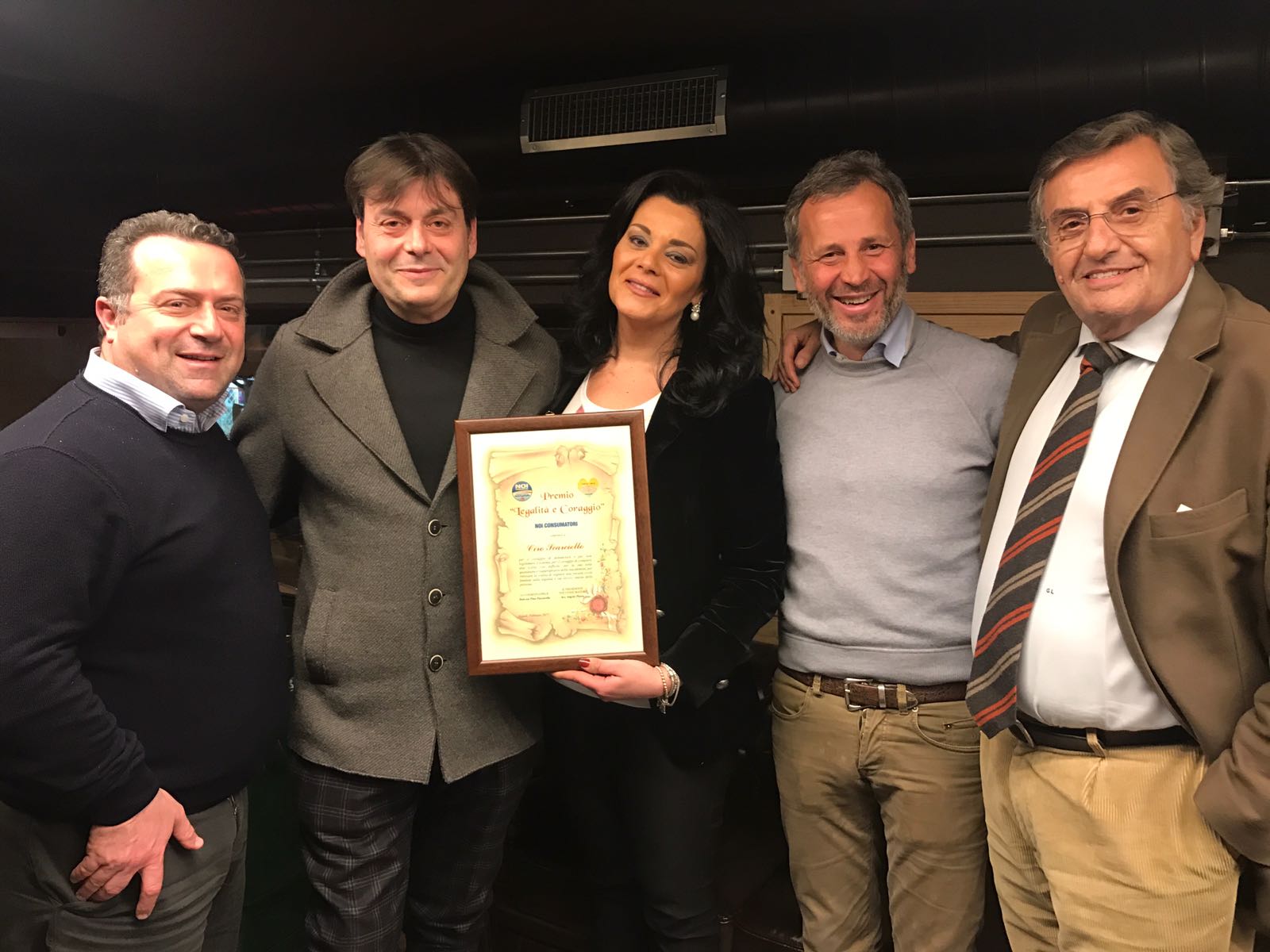  L’associazione “Noi Consumatori” di Napoli assegna il premio “Legalità coraggio” a Ciro Scarciello