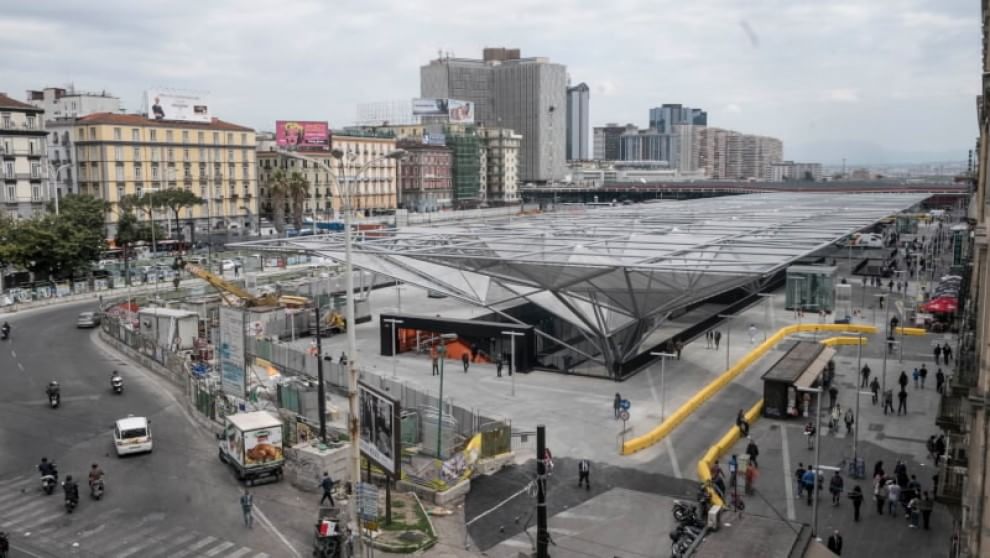  Napoli, ecco come cambia la circolazione in piazza Garibaldi da mercoledì 12 aprile