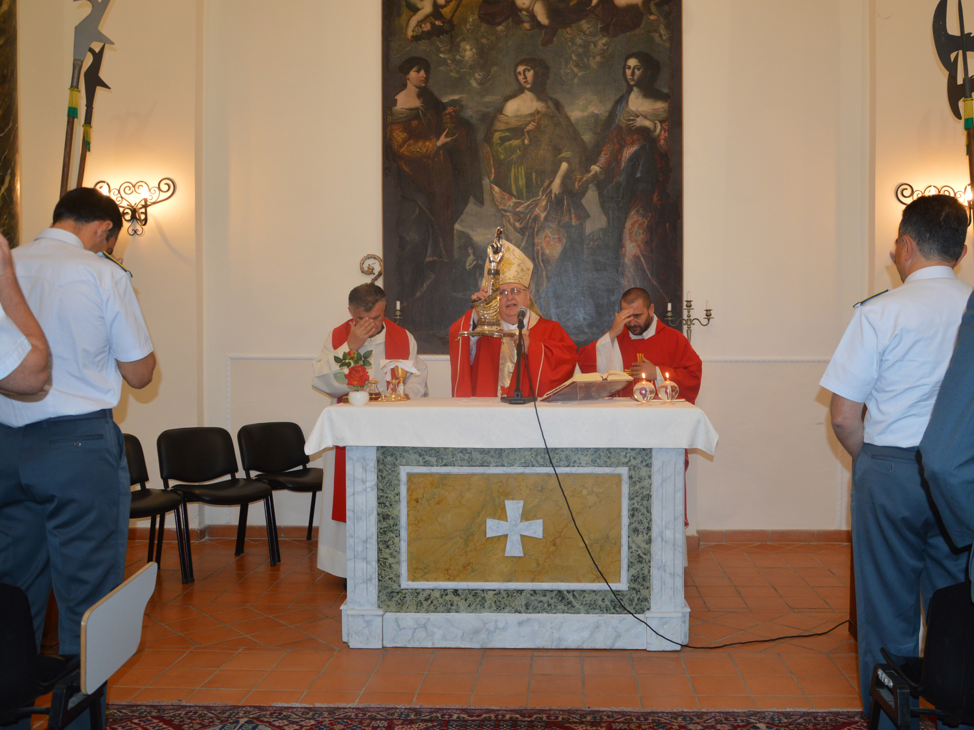  Salerno, venerazione e preghiera in onore di San Matteo per i reparti della Guardia di Finanza