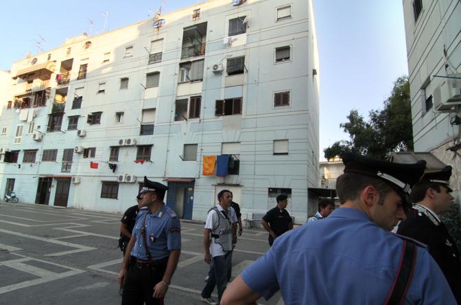  Scampia. operazione dei Carabinieri contro l’organizzazione che gestiva piazza di spaccio nelle “Case dei Puffi”