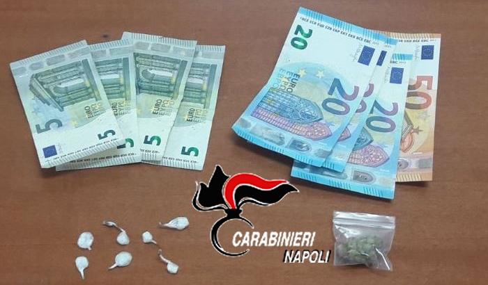  Sorpresi a spacciare droga, 2 arresti tra Barra e Ponticelli