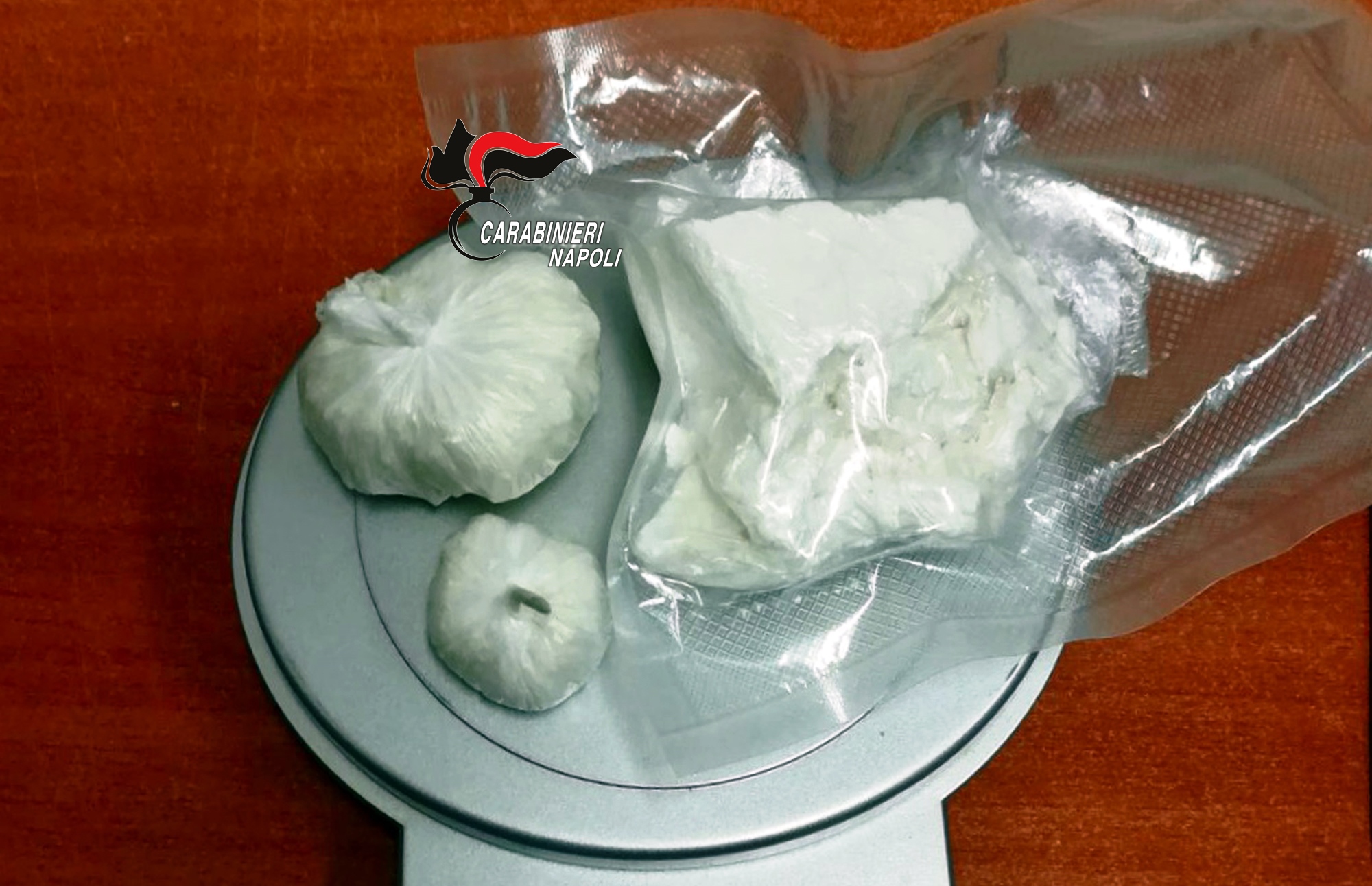  Ponticelli, carabinieri arrestano 35enne sorpresa in auto con 160 grammi di cocaina pura