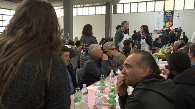  Francesco Fiore :“pranzo di solidarieta” per mille homeless