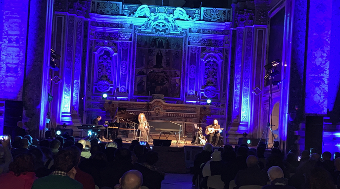  Alice in concerto, Viaggio in Italia Live arriva a Napoli ed è gran successo