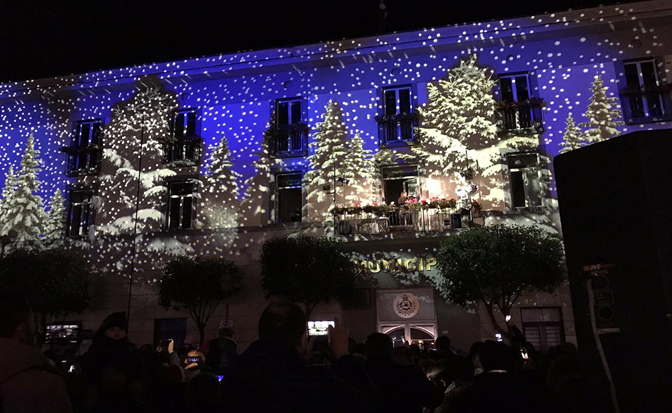  Pomigliano d’Arco, accende le luminarie di Natale