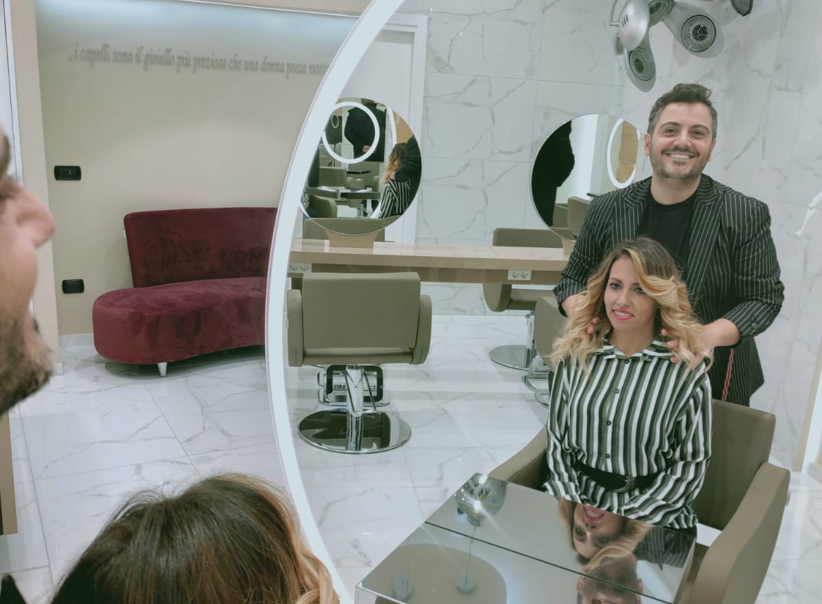  Napoli: “Hair Paradise”, a via Omodeo un nuovo concept di hair stylist