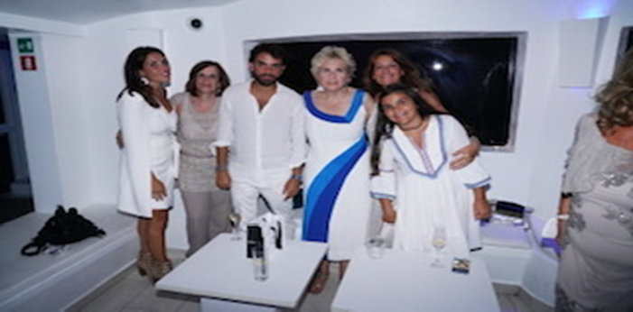  Party Total White per l’onomastico di Lorenzo Crea: che festa al Blanco!-fotogallery