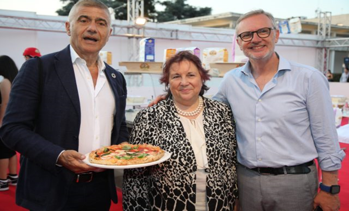  Pizza Village, alla Mostra d’Oltremare: esordio vincente, “oltre ogni record”