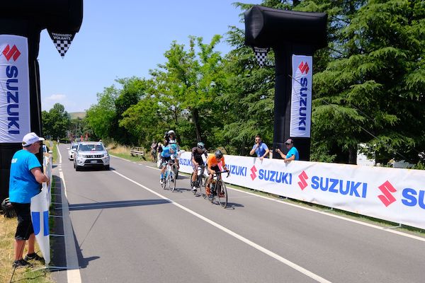  Ciclismo e Passione: Suzuki scelta dall’Adriatica Ionica Race 2023