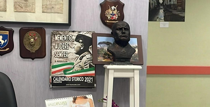 Cardarelli: busto e immagine di Mussolini in una stanza dell’ospedale,   la Direzione Generale ha attivato il Servizio Ispettivo interno